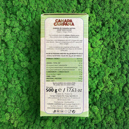farina di semi di canapa