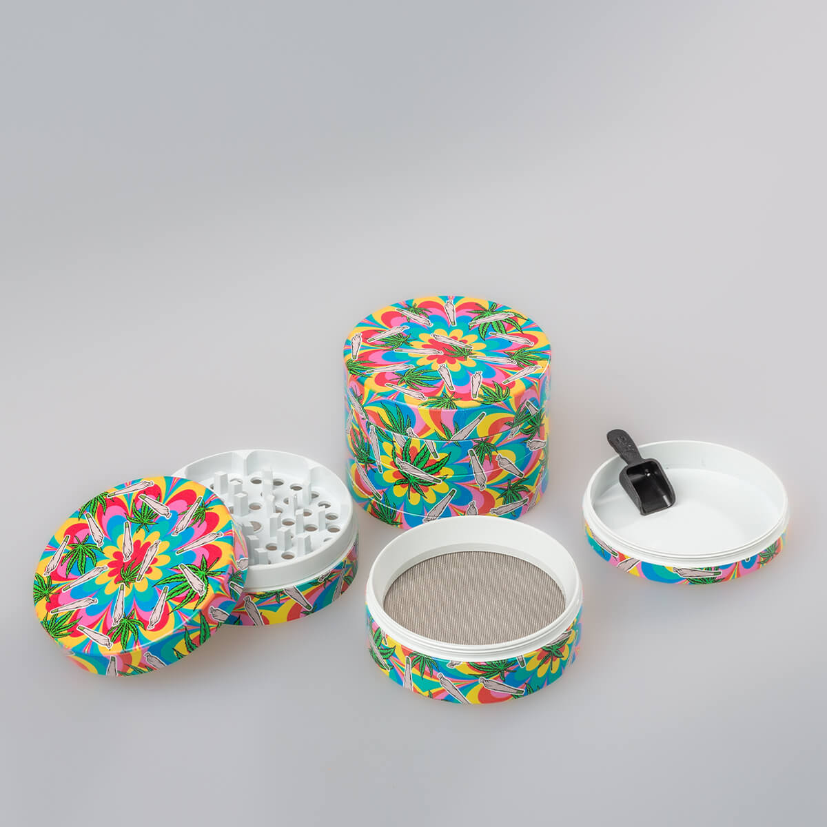 Grinder Colorful Leaves